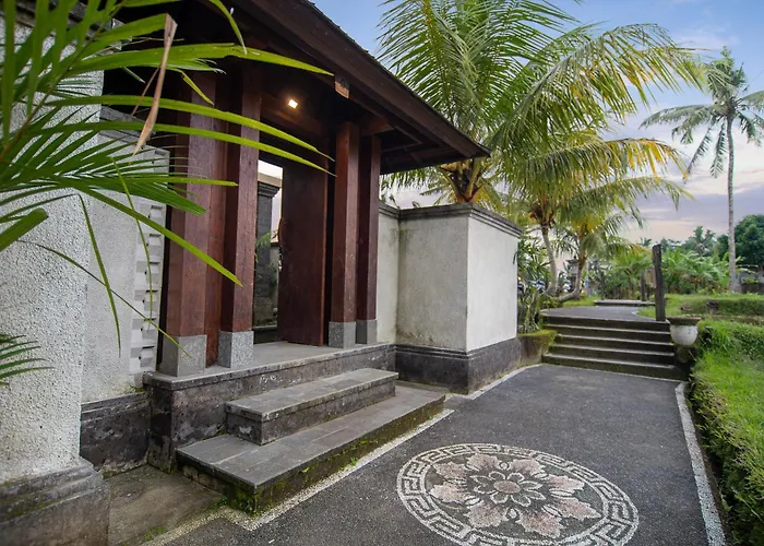 Uma Langkih Villa